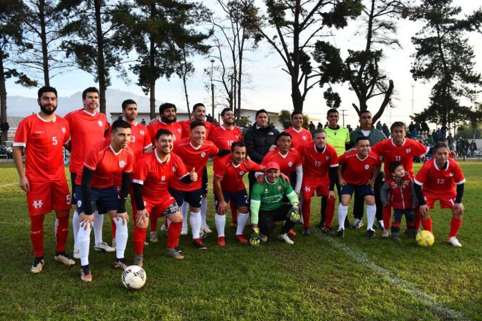 Sagrada Familia con deportes, música y sorpresas saludó a los papás en su día 1 torneo dia del papa 7 696x464 1