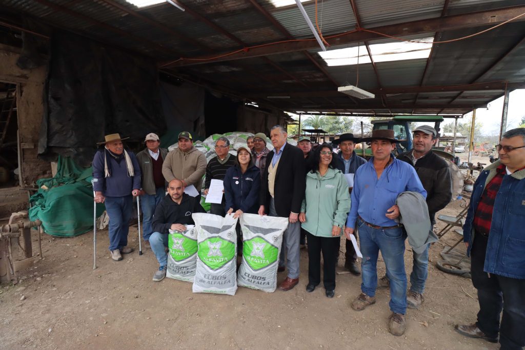ENTREGA DE ALIMENTACION AGRICULTORES NO INDAP 03