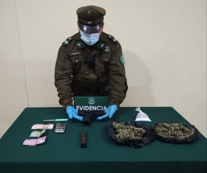 En San Javier incautan armas y drogas: Dos detenidos y dos menores entregadas a autoridades 1 sanjavier 696x584 1