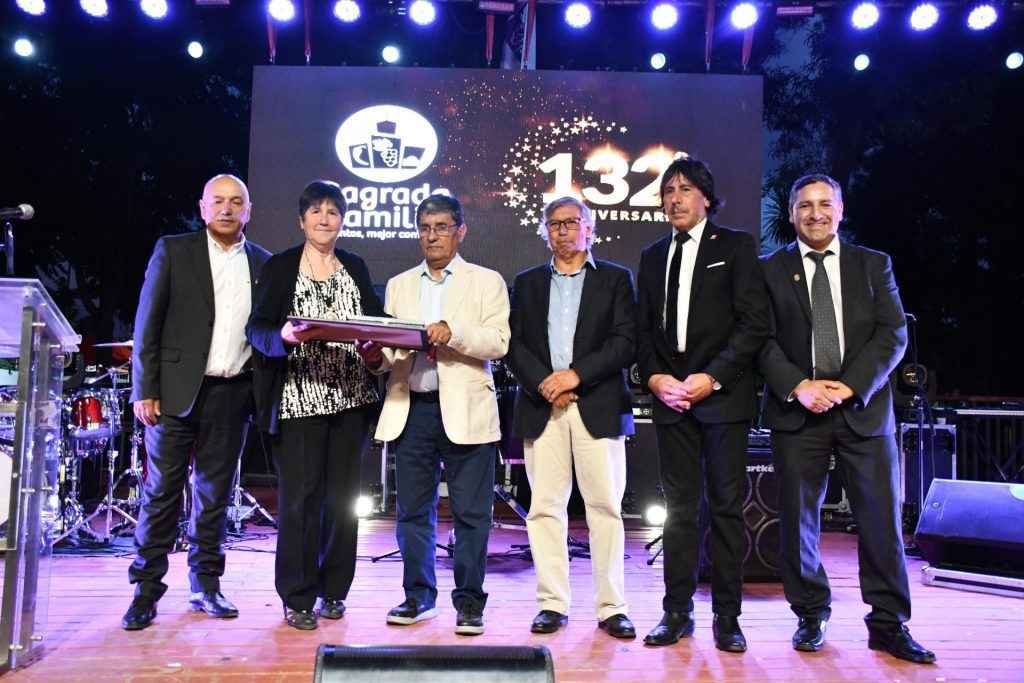 58674b18 aniversario 2 scaled 1