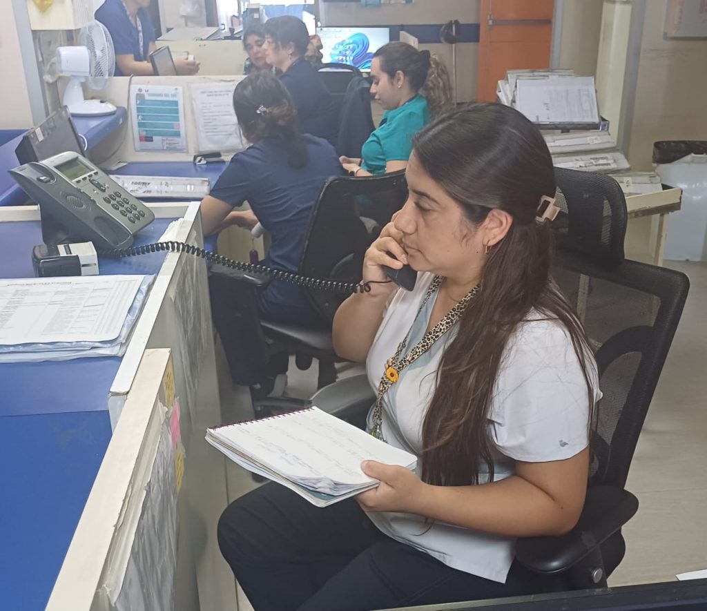 La importante labor que desempeña la Unidad de Servicio Social del Hospital de Curicó en el nexo entre pacientes hospitalizados y familiares 1 WhatsApp Image 2024 02 21 at 16.14.16