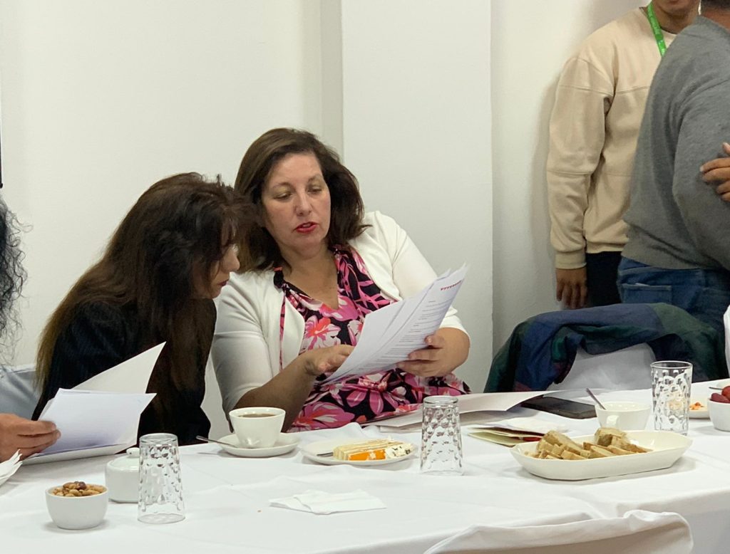 Senadora Vodanovic inició gestiones preventivas para evitar que 262 familias de Teno queden sin agua potable 1 WhatsApp Image 2024 02 03 at 12.58.28