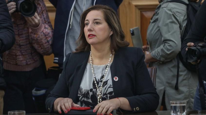 Senadora Vodanovic lamentó víctimas de incendios en Valparaíso y pidió a Interior mantener recursos para evitar una catástrofe en el Maule 1 WhatsApp Image 2024 02 03 at 17.57.49