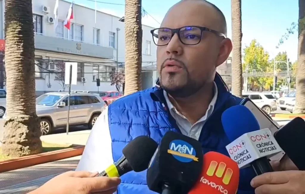 Con amplio apoyo, Carlos Drews Rubilar formaliza su candidatura a la alcaldía de Curicó 1 Carlos Drews candidato independiente a la alcaldia de Curico destaca avance en la recoleccion de firmas y critica la falta de primarias en la ciudad 1068x679 1