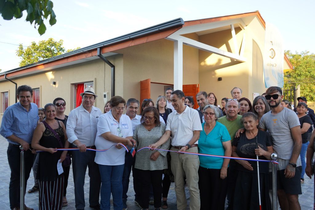 En villa Doña Patricia de Sarmiento disfrutan de su remodelada sede social 1 Foto 1 Mejoramiento Sede