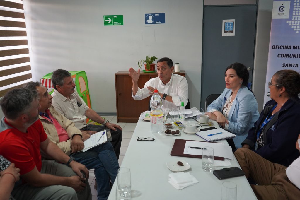 Reactivan junta de vecinos Villa Antonio Cerezuela 1 Foto Reunion J.V. Antonio Cerezuela