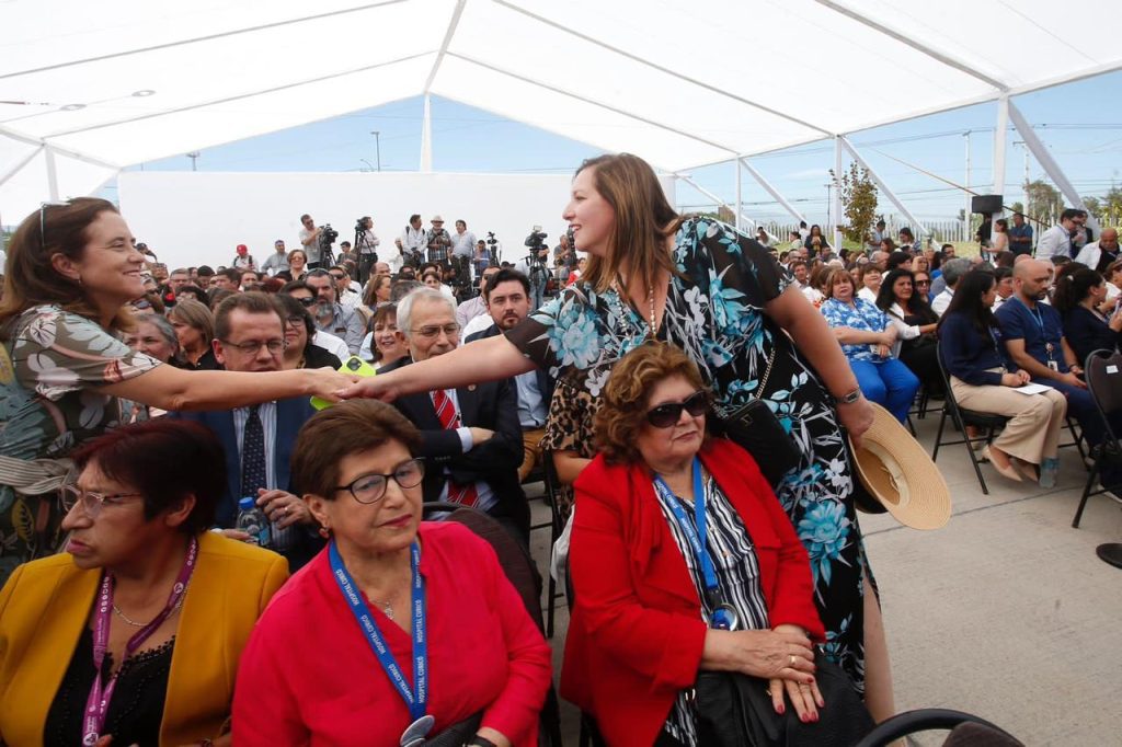 Día de las Regiones: Senadora Vodanovic llamó al trabajo conjunto para el desarrollo de un Maule mejor 1 WhatsApp Image 2024 03 31 at 14.14.14