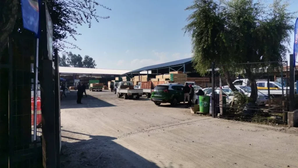 Curicó: Amplio operativo pólicial por robo a mano armada en Maderas Valdivia 1 Carabineros realiza amplio operativo para ubicar a los delincuentes que perpetraron un robo a mano armada en Maderas Valdivia 1 1068x601 1