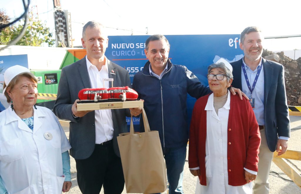Impulso al Transporte Ferroviario: Inauguran el Plan 30-30 en Curicó 1 WhatsApp Image 2024 04 11 at 18.24.58