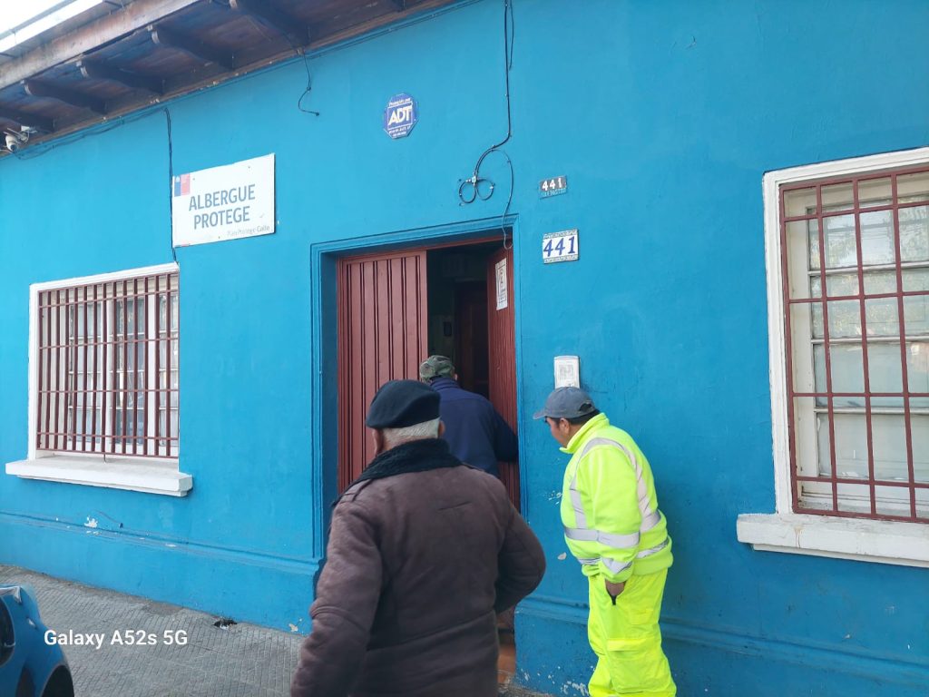 En conversación con Radio Favorita residentes del Albergue Protege en Curicó denuncian traslado repentino de lugar 1 WhatsApp Image 2024 05 14 at 23.10.12