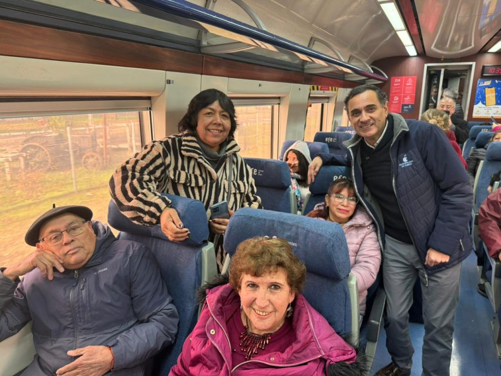 Inicia Servicio Piloto de Trenes entre Curicó y Linares prometiendo transformaciones en la movilidad y desarrollo sostenible 1 WhatsApp Image 2024 05 28 at 13.16.04