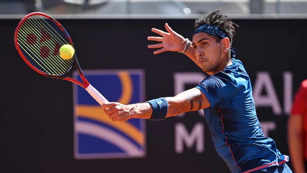 Tabilo locura: El chileno derrotó en dos set a Zhizhen y avanza a semifinales del Masters 1000 de Roma 1 roma 2024 tabilo martes