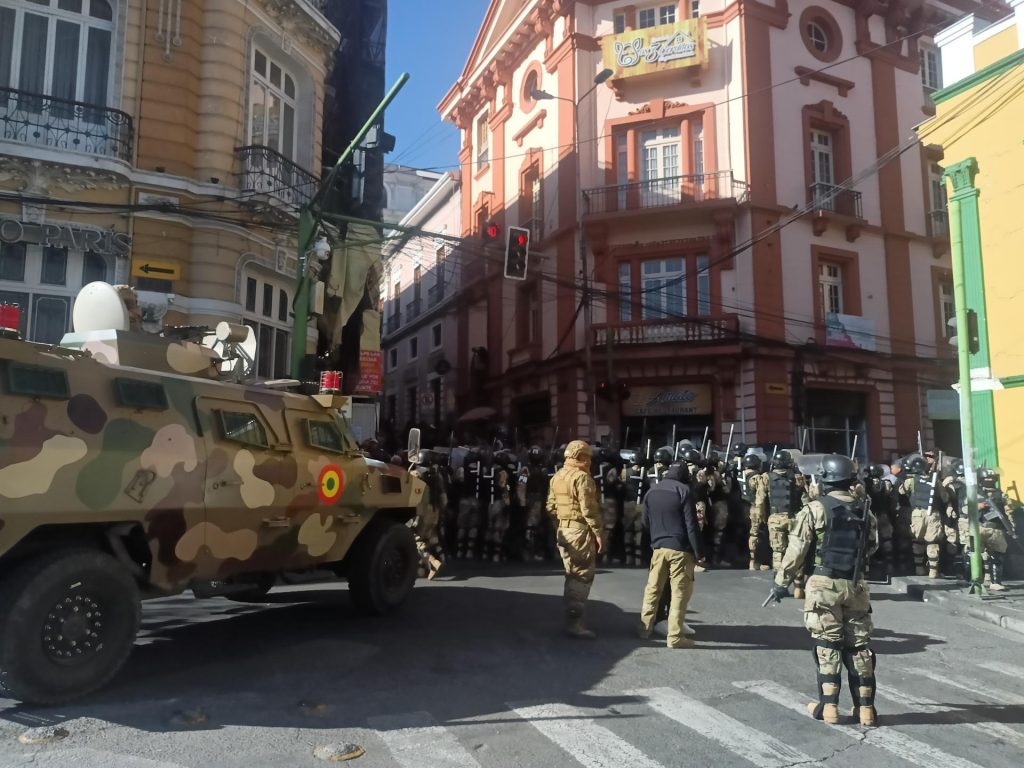 Confirman intento de golpe de Estado en Bolivia: Militares rodean palacio de Gobierno 1 Golpe de Estado Bolivia