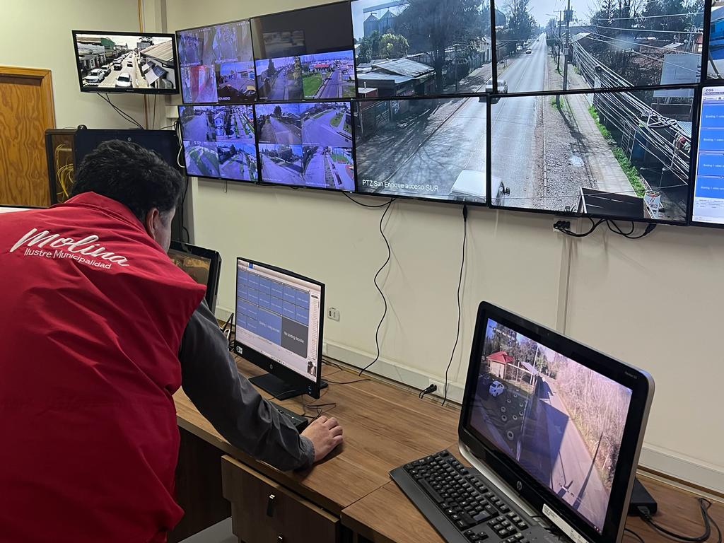 Sistema de televigilancia de Molina mantiene a la comuna en top 10 nacional 1 Molina