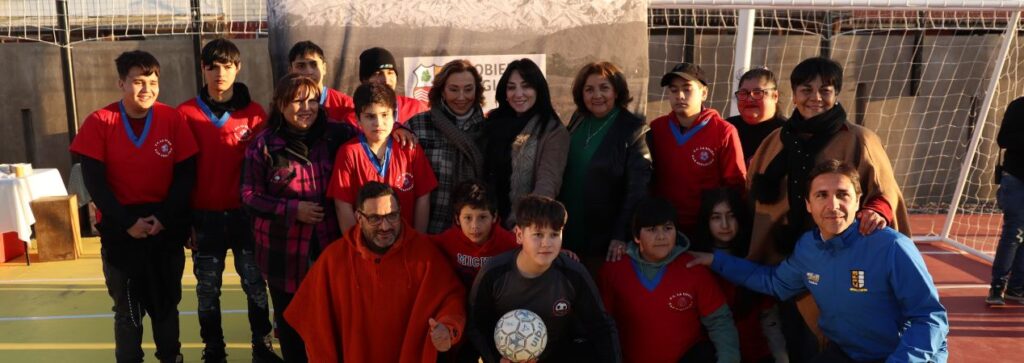 Gobierno Regional y Municipio de Teno inauguraron una multicancha en la Villa Don Sebastián 1 Multicancha Teno 1