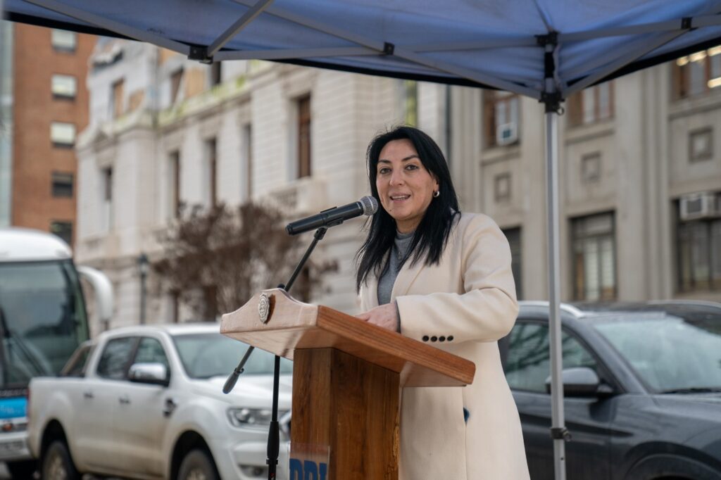 Gobernadora Cristina Bravo ratifica que pondrá en tabla Cuartel de la PDI para Curicó 1 PDI Curico