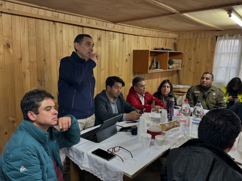 Curicó: Autoridades y vecinos unen fuerzas para mejorar la seguridad en sector Sol de Septiembre 1 Sol de Septiembre Curico