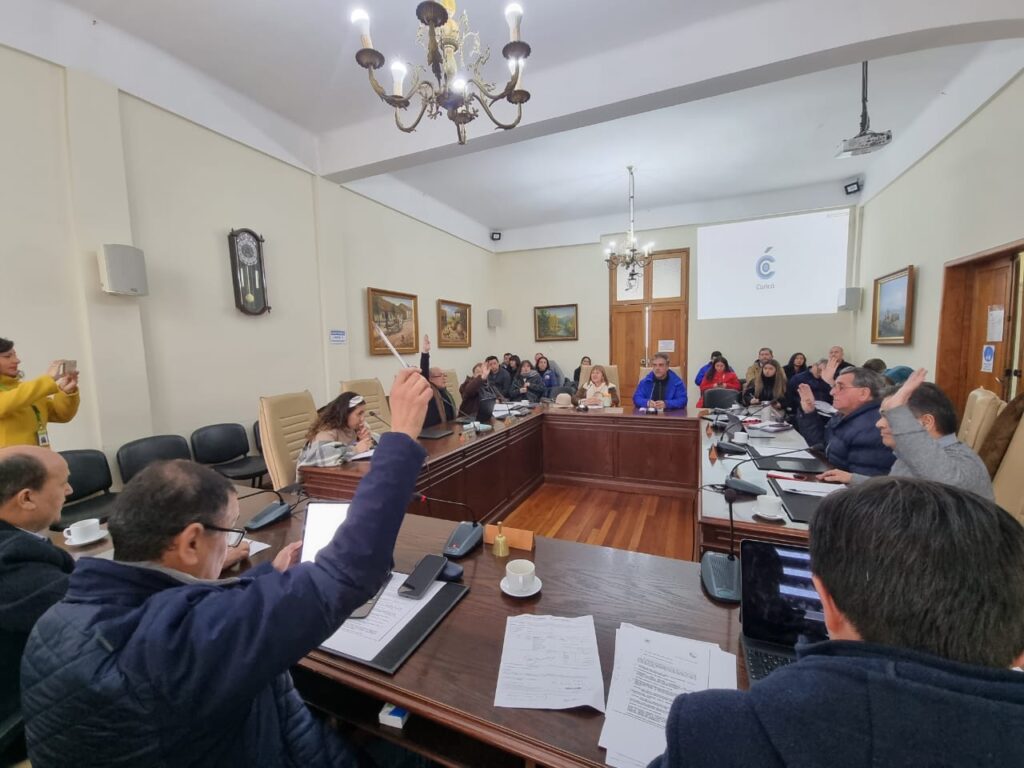 Concejo Municipal de Curicó aprueba proyecto pionero de hidroterapia para el Centro Educativo Integral (CEIC) 1 WhatsApp Image 2024 07 09 at 10.22.17