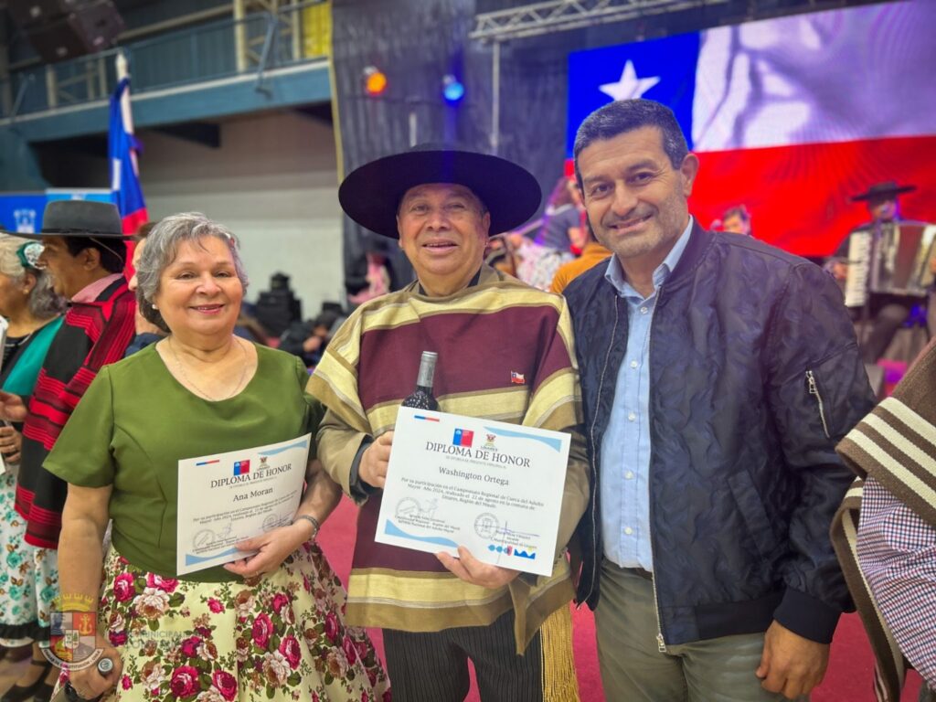 Adultos mayores de Constitución destacan en Campeonato Regional de Cueca organizado por SENAMA 1 63f624d0 whatsapp image 2024 08 23 at 16.13.27 1536x1152 1