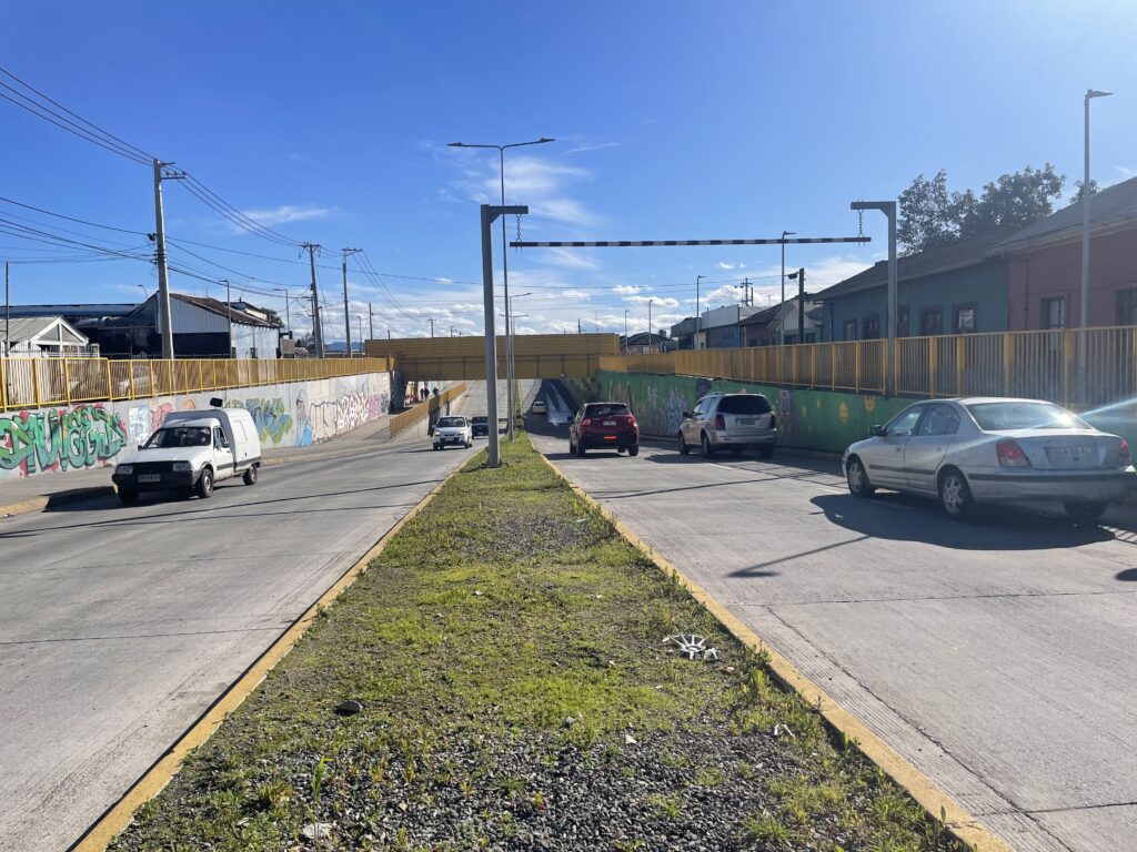 Curicó: Las inundaciones del Paso Bajo Nivel de Freire son parte del pasado 1 Avenida Freire Curico
