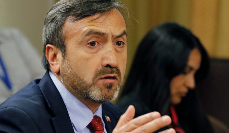 Diputado Francisco Pulgar (IND) entrega antecedentes a Ministerio de Energía y Segpres sobre vínculos del director de la SEC del Maule con empresas eléctricas y pide su remoción 1 Diputado Francisco Pulgar