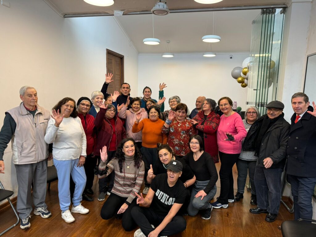 Casa del Adulto Mayor de Curicó: Cuando el atardecer de la vida se conjuga con el cariño y la comprensión 1 Foto 2 Casa Adulto Mayor