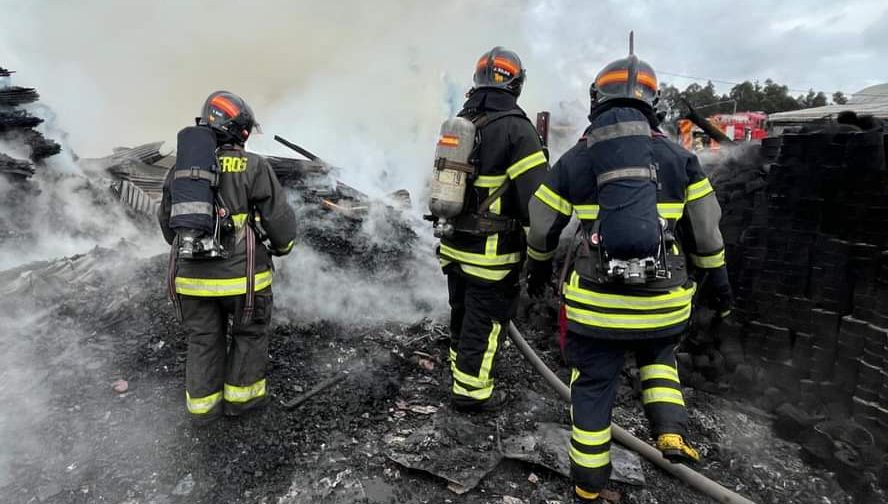 1a1504f6 bomberos incendio diario talca 2 e1727278363195