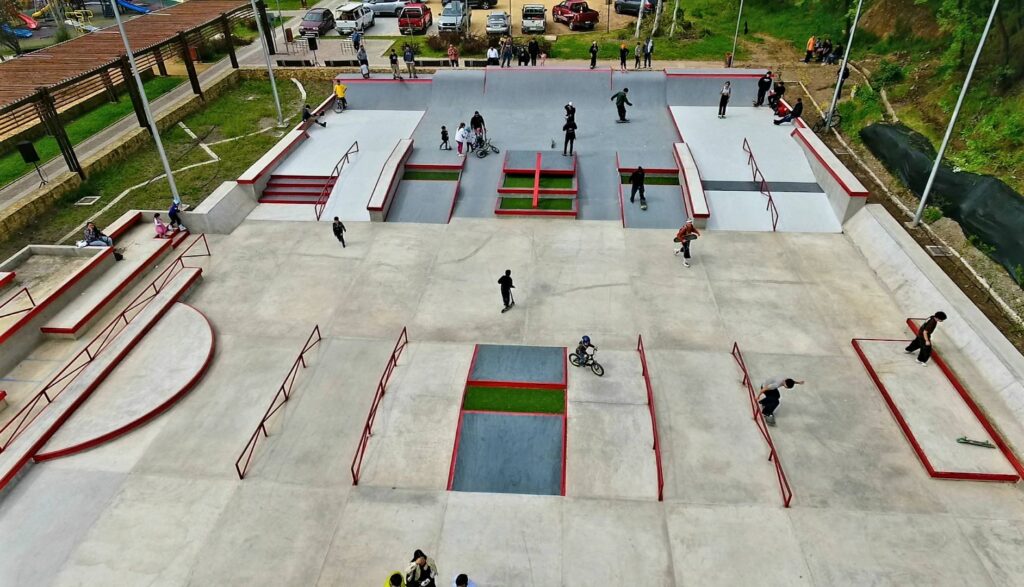 Inauguran Skatepark de alto estándar en Parque Cerro Condell de Curicó 2 461673665 857190236545141 2713031301461899317 n