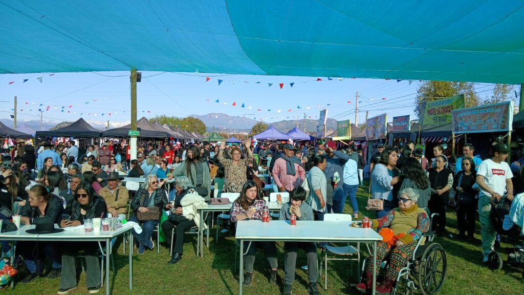 Con gran éxito se realizó la primera Fiesta de la Chilenidad de Los Niches 3 PHOTO 2024 09 15 17 16 43 1