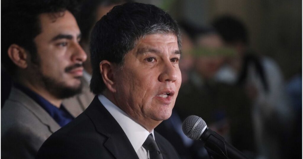 Manuel Monsalve rechaza acusaciones constitucionales contra Boric y Tohá: 'Una cortina de humo sin fundamentos 1 Copia de IMAGEN DESTACADA MEDIAINFO 34
