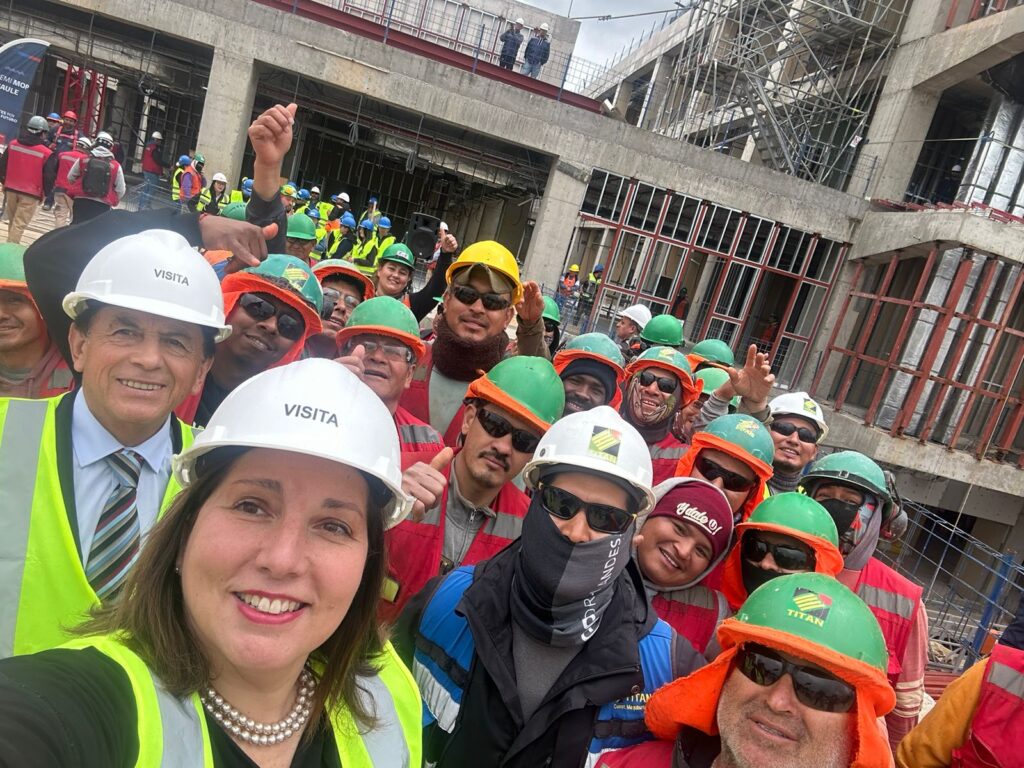 Senadora Vodanovic agradeció valoración ciudadana tras la última encuesta Cadem 1 WhatsApp Image 2024 10 15 at 16.47.51