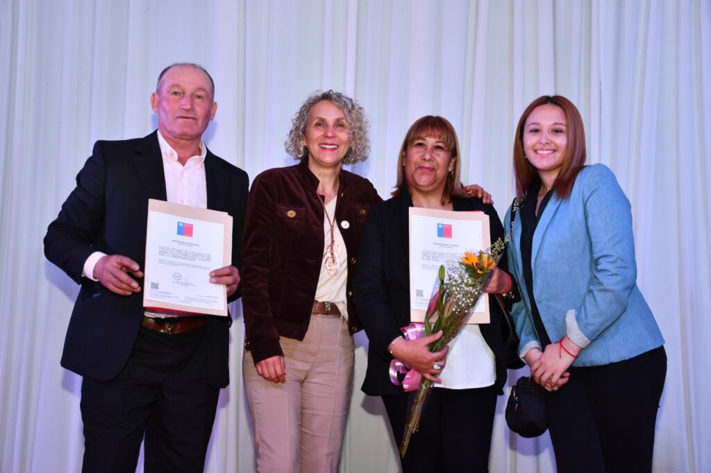 Más de 150 adultos de Molina se certificaron en el programa de validación de estudios 1 WhatsApp Image 2024 10 16 at 16.48.10