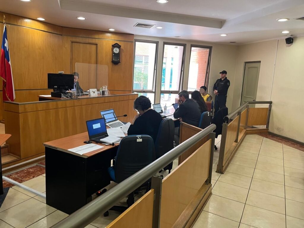Prisión preventiva para integrante de banda de encapuchados que asaltaron locales comerciales en Talca 1 WhatsApp Image 2024 10 21 at 15.15.52