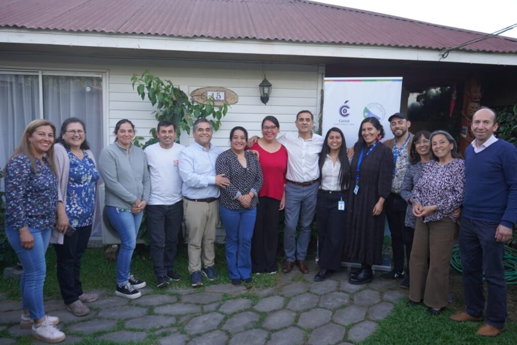 Curicó: Familias de Villa El Carmen favorecidas con Colectores Solares 1 Foto 1 Colectores