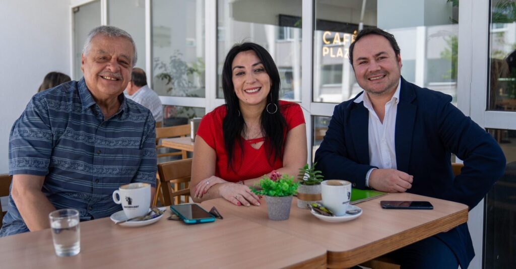 Gabriel Rojas entrega su apoyo a Cristina Bravo en la segunda vuelta para Gobernadora del Maule 1 Gabriel Rojas
