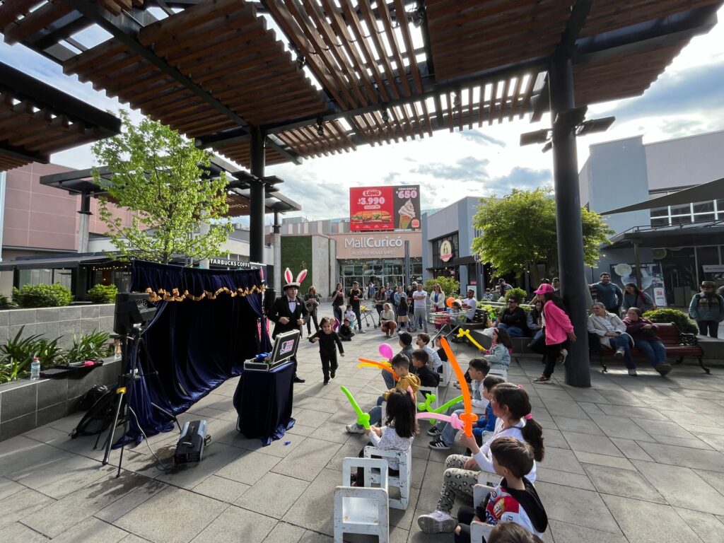 Mall Curicó: Fin de semana mágico para los más pequeños en Curicó 1 Mall Curico