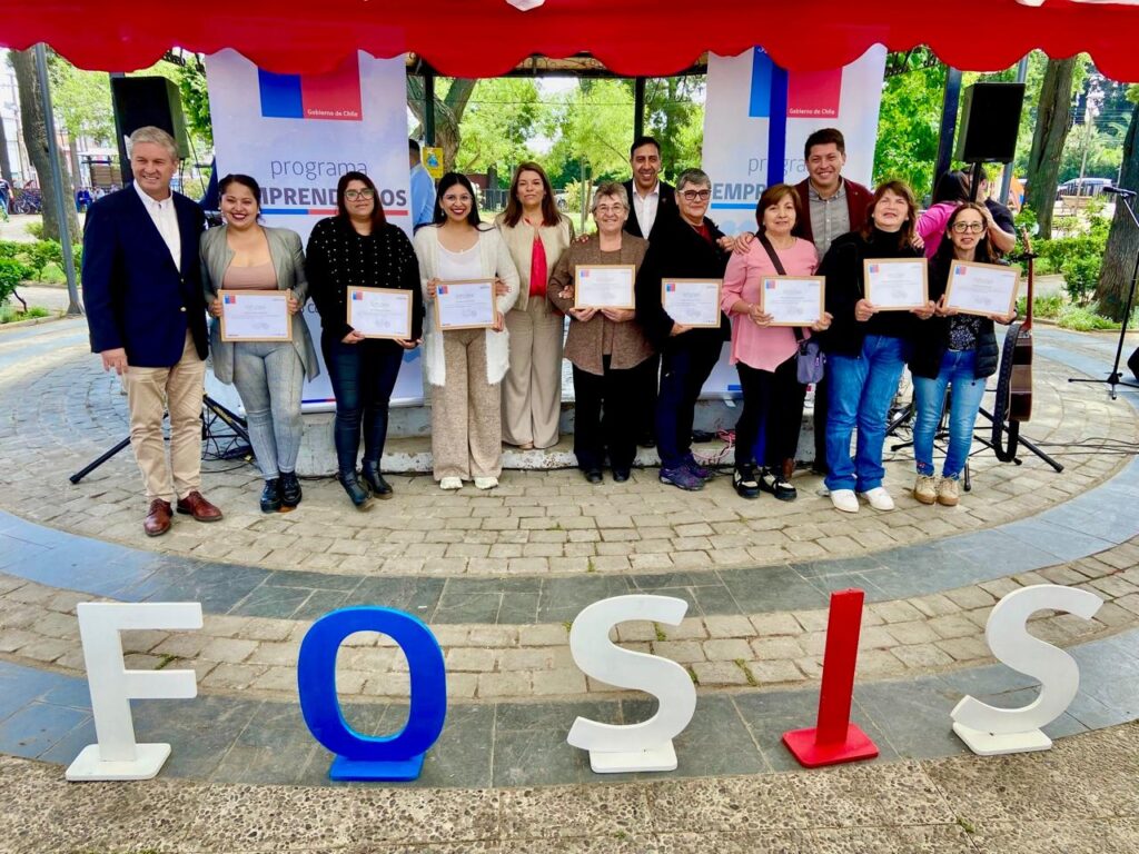 274 emprendedoras de las provincias de Curicó y Talca mejorarán sus negocios tras cerrar un nuevo ciclo de asesorías y recursos a cargo del FOSIS 1 Romeral