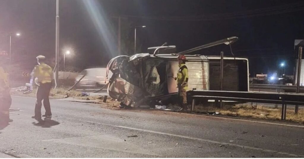Accidente en Ruta 5 Sur a la altura de Lontué dejó tres personas lesionadas y una alta congestión 1 Acidente Ruta 5 sur Lontue