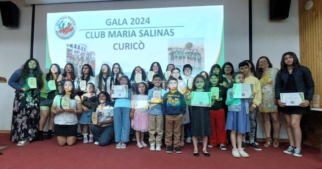 Club Maria Salinas
