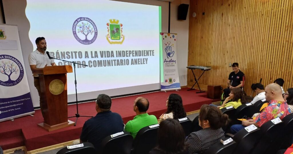 Tránsito a la Vida Independiente y EDLI finalizan trabajo en Curicó 1 Curico