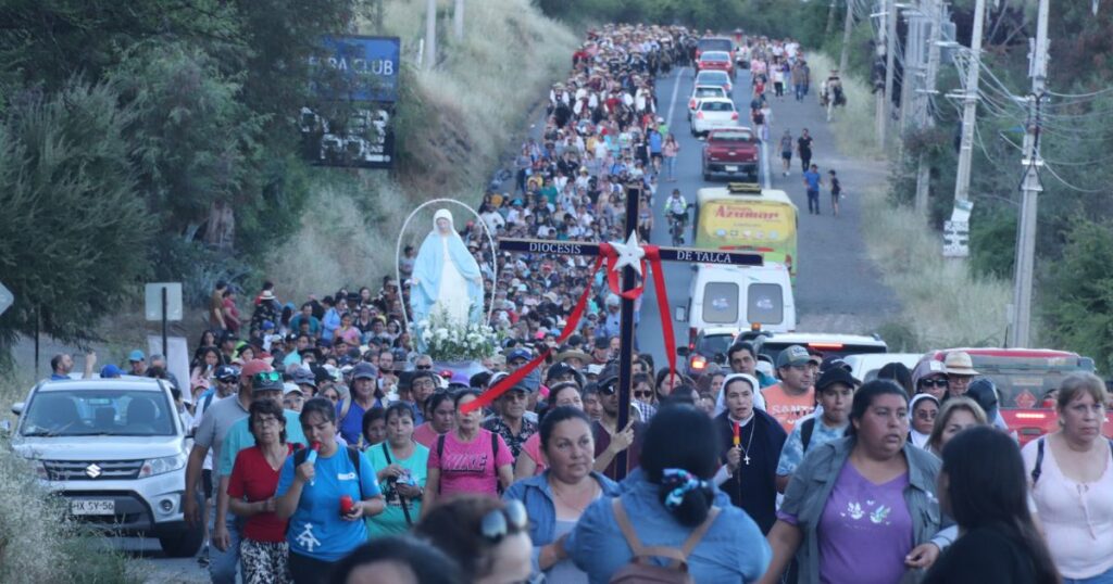 Finalización del Mes de María en Talca y Curicó 1 Mes de Maria