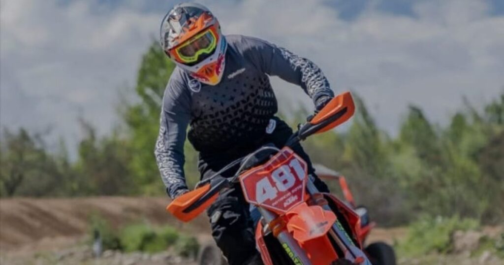 Patricio Soto Farías, Piloto de motoclismo Curicano, cierra el Año con grandes logros deportivos 1 Patricio Soto