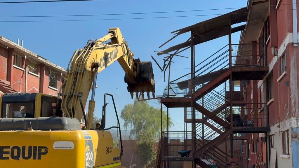 Comienza Plan de Regeneración en Barrio Norte de Talca con Demolición de Edificios Abandonados 1 Talca