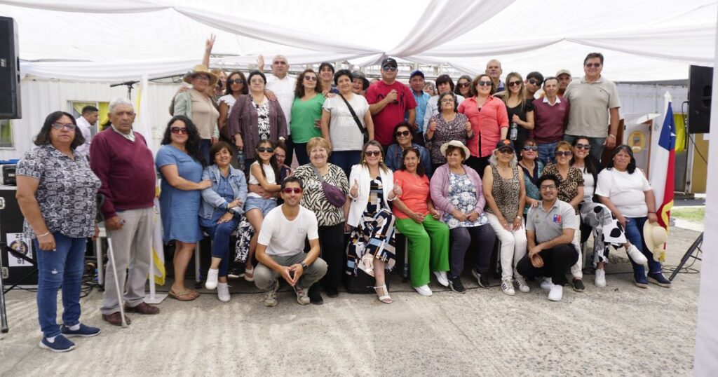 Con dirigentes vecinales se dio inicio al programa "Verano Rauco 2025" 1 Rauco