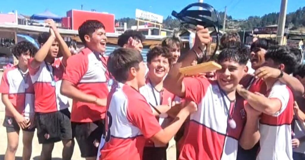 Club Rugby Curicó se consagra campeón juvenil en el "Seven Costa Pelluhue" 1 Rugby