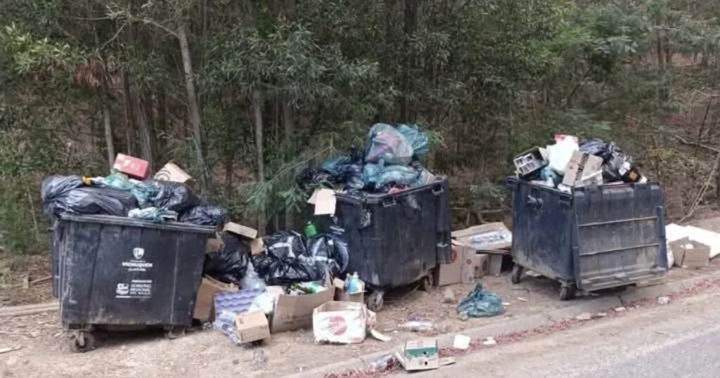 Comuna de Vichuquén enfrenta preocupante situación sanitaria por fallas en la recolección de residuos 1 Vichuquen