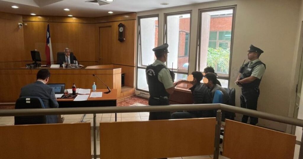 Talca: Privado de libertad queda violento grupo que intentó robar auto a conductora 1 violento grupo Talca