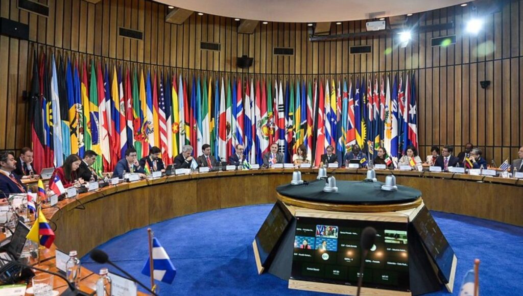 BID concluye su Reunión Anual en Chile con acuerdos clave para el desarrollo regional 1 BID reunion anual