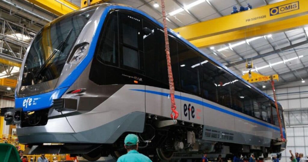 EFE avanza en la modernización del ramal Talca-Constitución con nuevos buscarriles 1 Buscarril Talca Constitucion