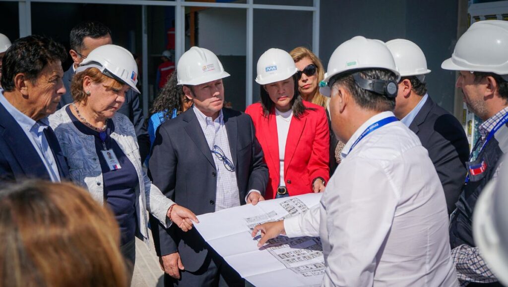 Más del 85% de avance tienen las obras del Hogar San Camilo y el Cesfam Óscar Bonilla de Linares gracias a recursos del Gobierno Regional 1 Cesfam Oscar Bonilla Linares